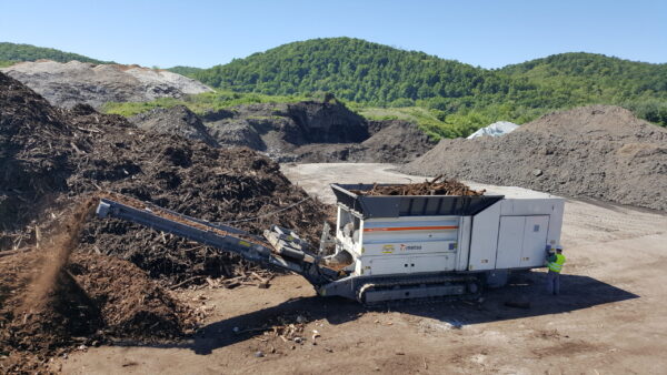 Le BROYEUR LENT traite de nombreux déchets, des déchets solides municipaux, déchets industriels et commerciaux ou encombrants. Il est à louer dans les agences Nova Location de votre région : PACA, Provence Alpes Côtes d’Azur, Auvergne Rhône Alpes, Occitanie